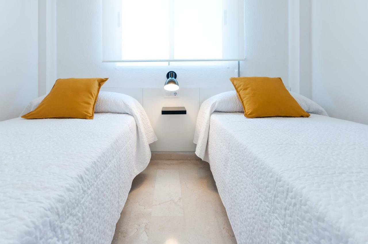 Calmo Singular Apartments กันดิอา ภายนอก รูปภาพ